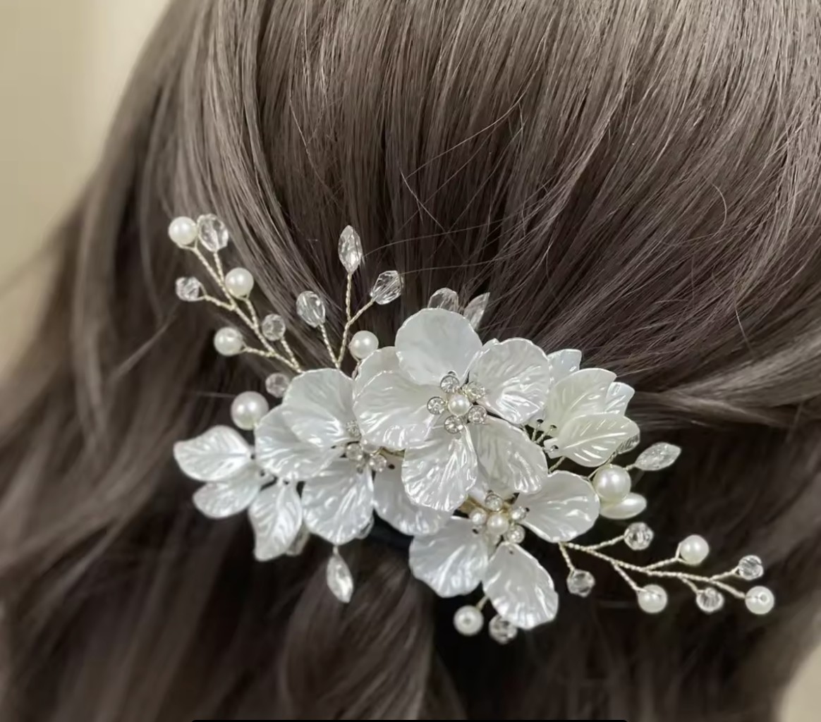 Accesoriu Floral pentru păr - floare albă